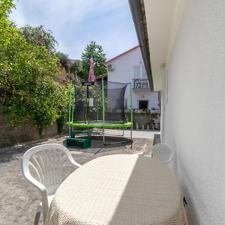 Apartment Cozy In With Kitchen Supetarska Draga