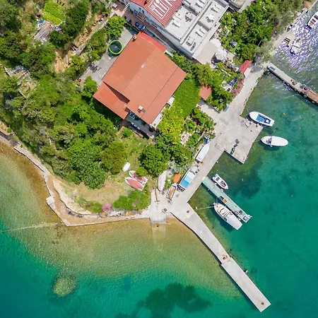 In With Wifi Supetarska Draga