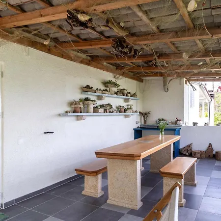 Cozy In With Kitchen Apartment Supetarska Draga
