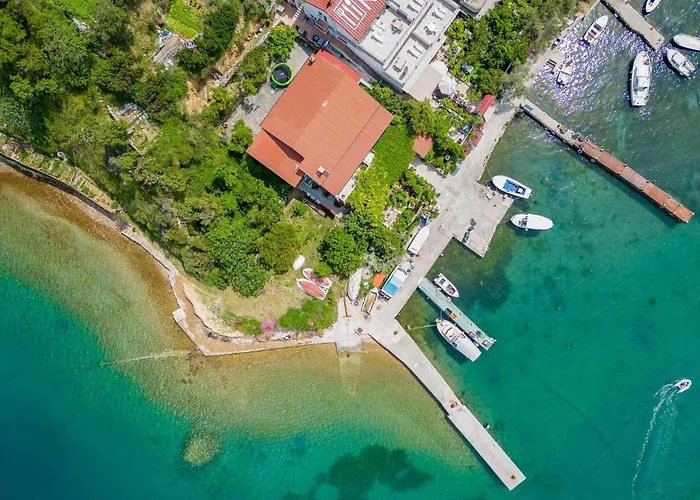 Gorgeous In Supetarska Draga